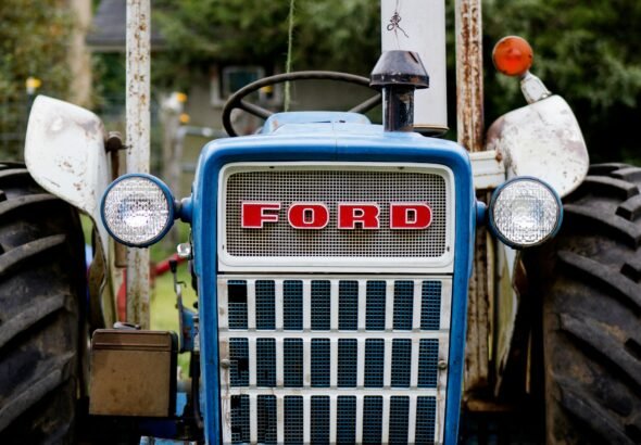 Ford CEO Jim Farley announces Ford bonuses.