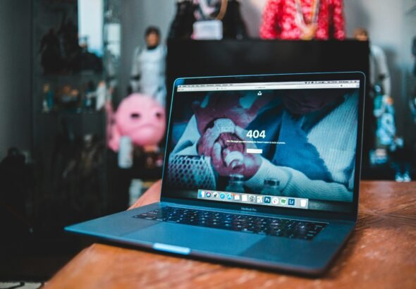 Discover the ultimate guide to creating high-converting landing pages in 2024. Learn the anatomy of a perfect page, optimization tips, and why landing pages beat homepages for PPC.