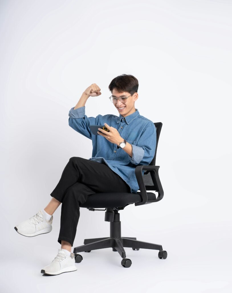 Discover 5 simple desk stretches that improve focus and productivity. Relieve tension, boost energy, and sharpen your mind—without leaving your chair.